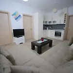 Sunset Bay Саранда